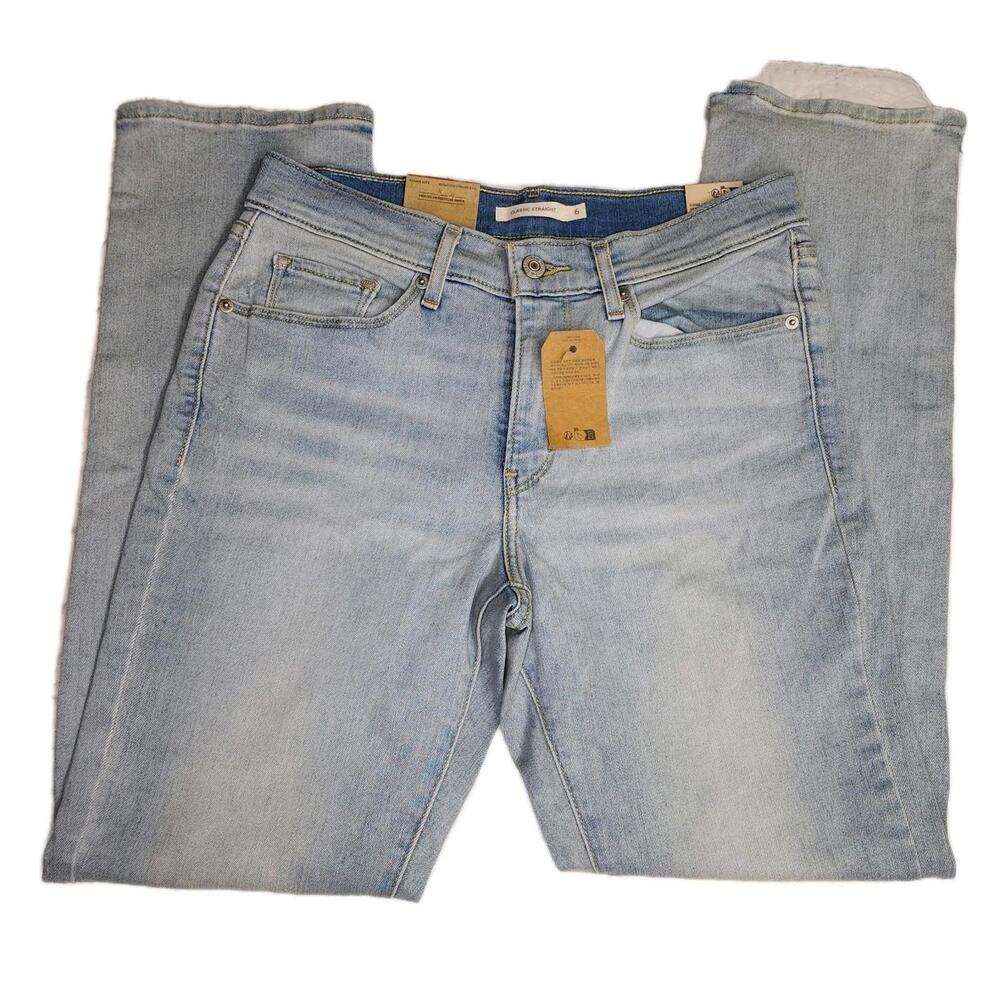 NWT Levis Classic Straight Jeans Womens Mid Rise Zipper Fly Stretch Denim Sz 6